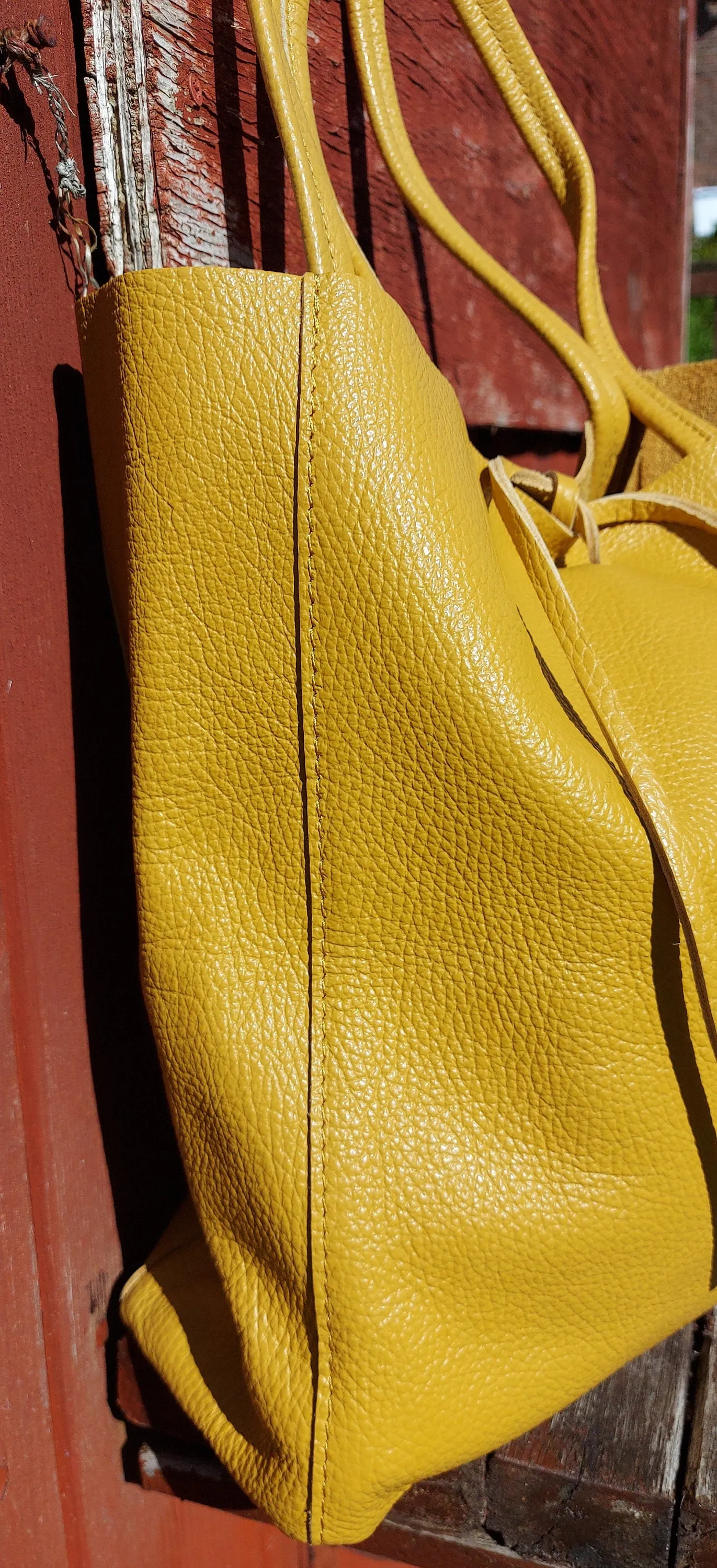 Genuine Leather Medium Yellow Leather Shopper